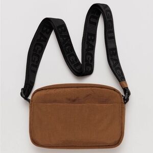 BAGGU Camera Crossbody